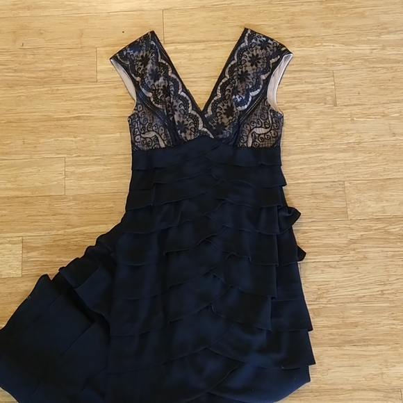Adrianna Papell Dresses & Skirts - Adrianna Papell Black Lace Prom Wedding Dress | 8